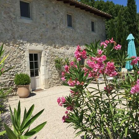 Maison De Charme Dans Domaine 17Eme Tarascon Exterior photo