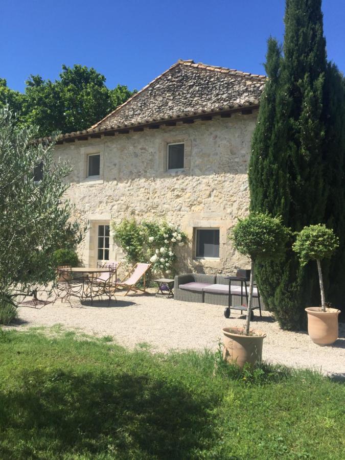 Maison De Charme Dans Domaine 17Eme Tarascon Exterior photo
